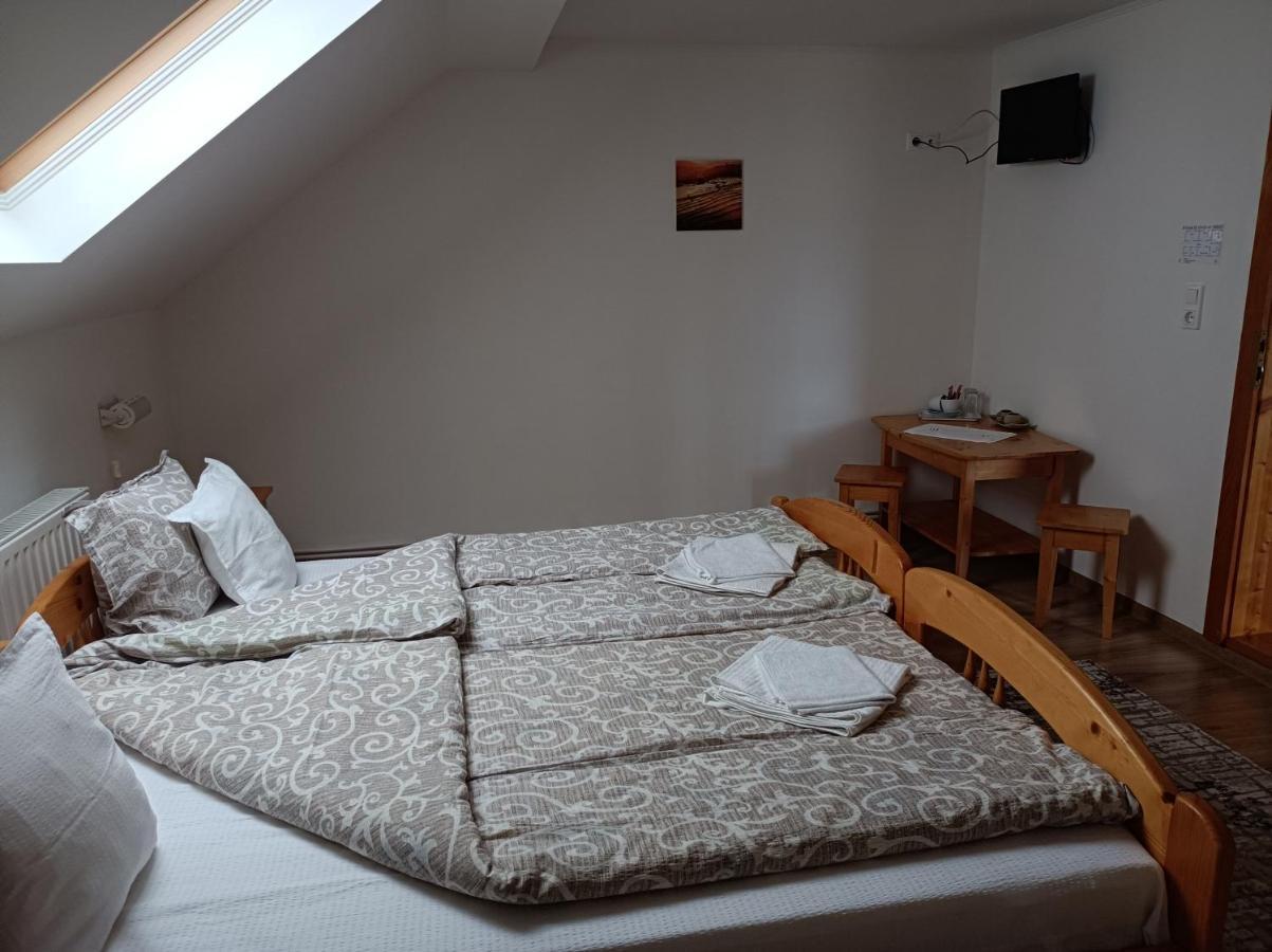Narcisz B&B Corund  Εξωτερικό φωτογραφία