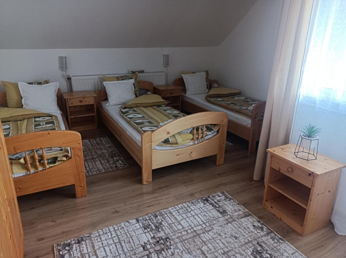 Narcisz B&B Corund  Εξωτερικό φωτογραφία