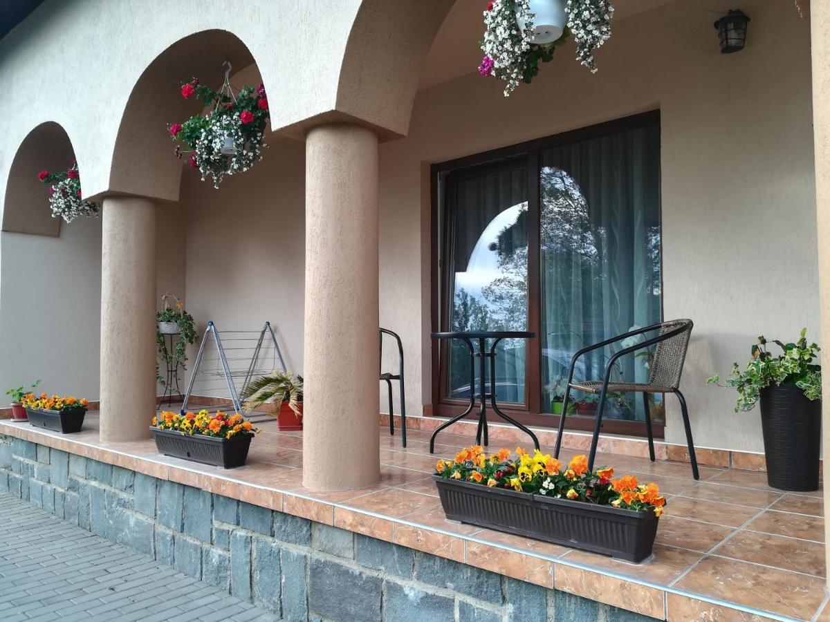 Narcisz B&B Corund  Εξωτερικό φωτογραφία